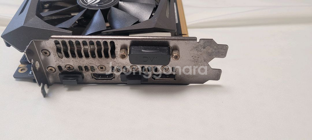 아수스 스트릭스 GTX1070 8GB 팝니다.--3