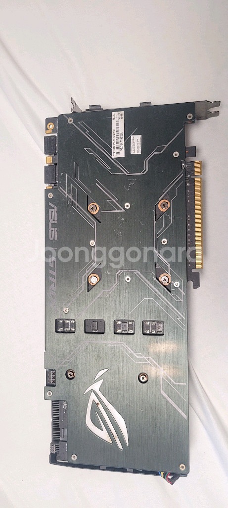 아수스 스트릭스 GTX1070 8GB 팝니다.--1