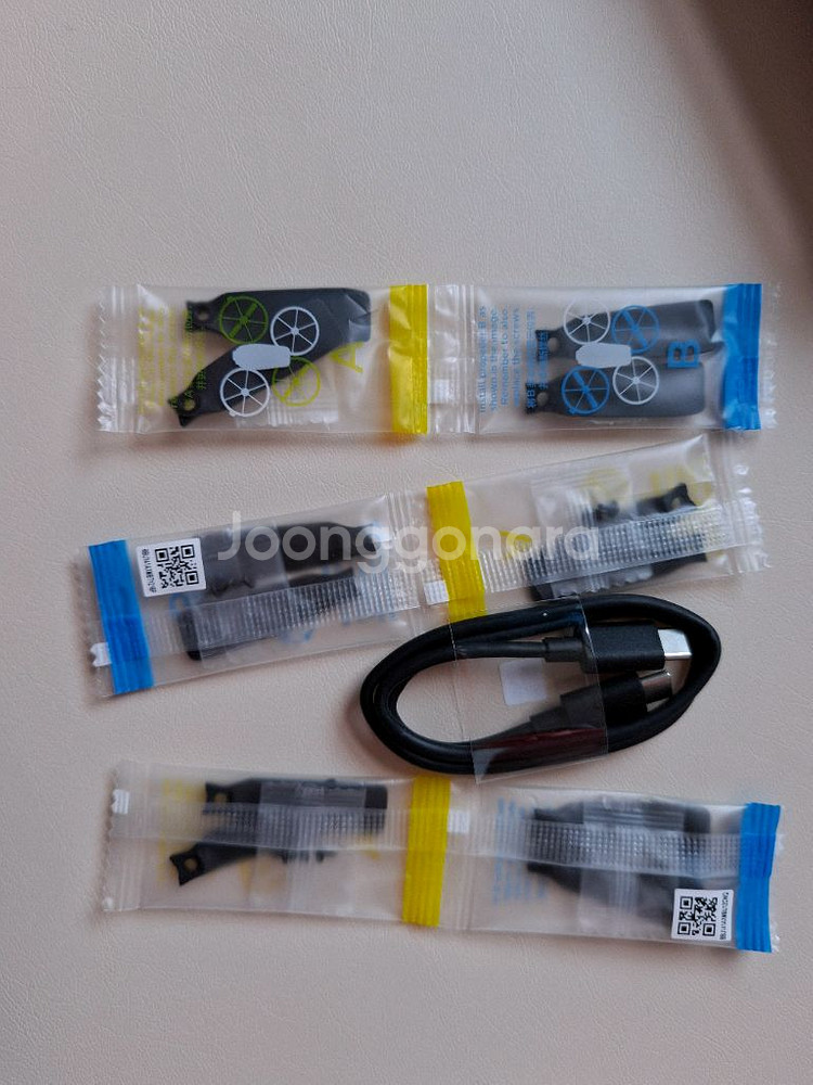 DJI flip 드론 플라이모어+ 케어 풀세트--3