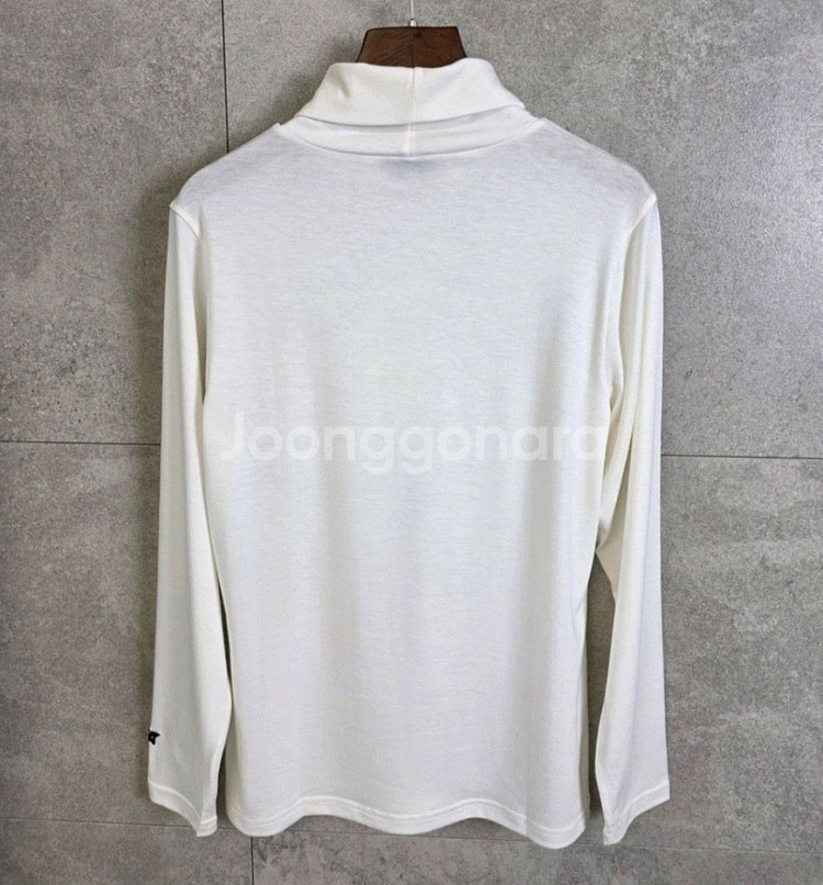 (신상) PXG 목폴라 티셔츠--1