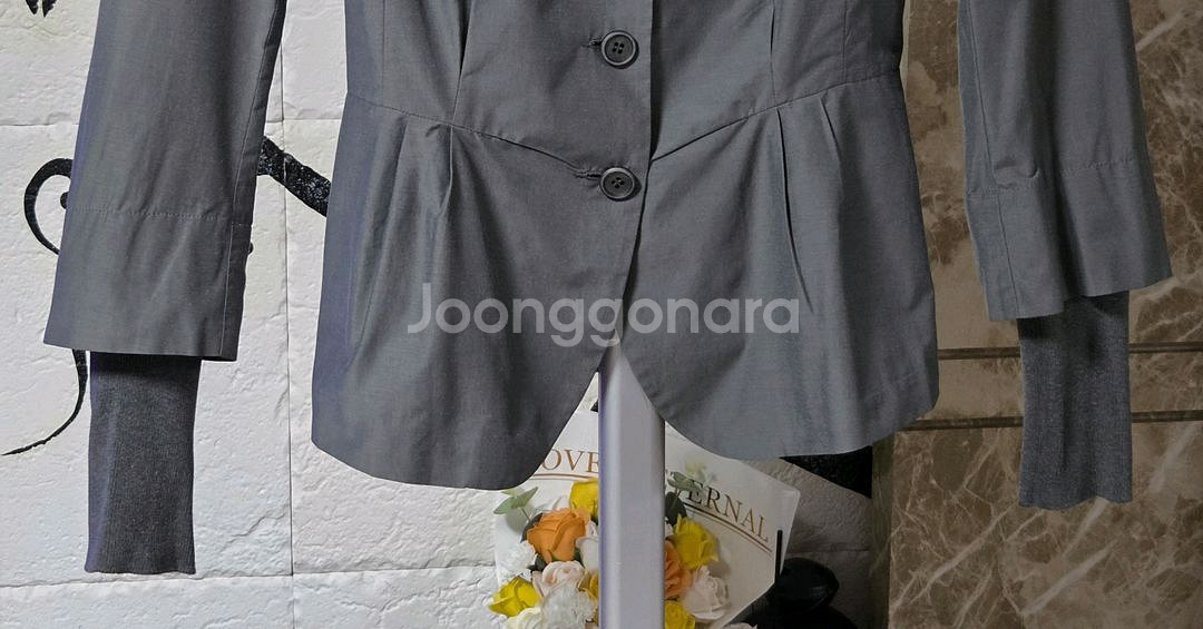 브루넬로쿠치넬리 정품 집업 판매합니다--3