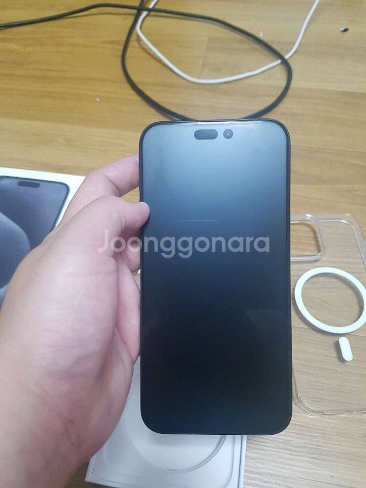 아이폰15 프로맥스 256GB 블랙 티타늄 판매(급처)--2