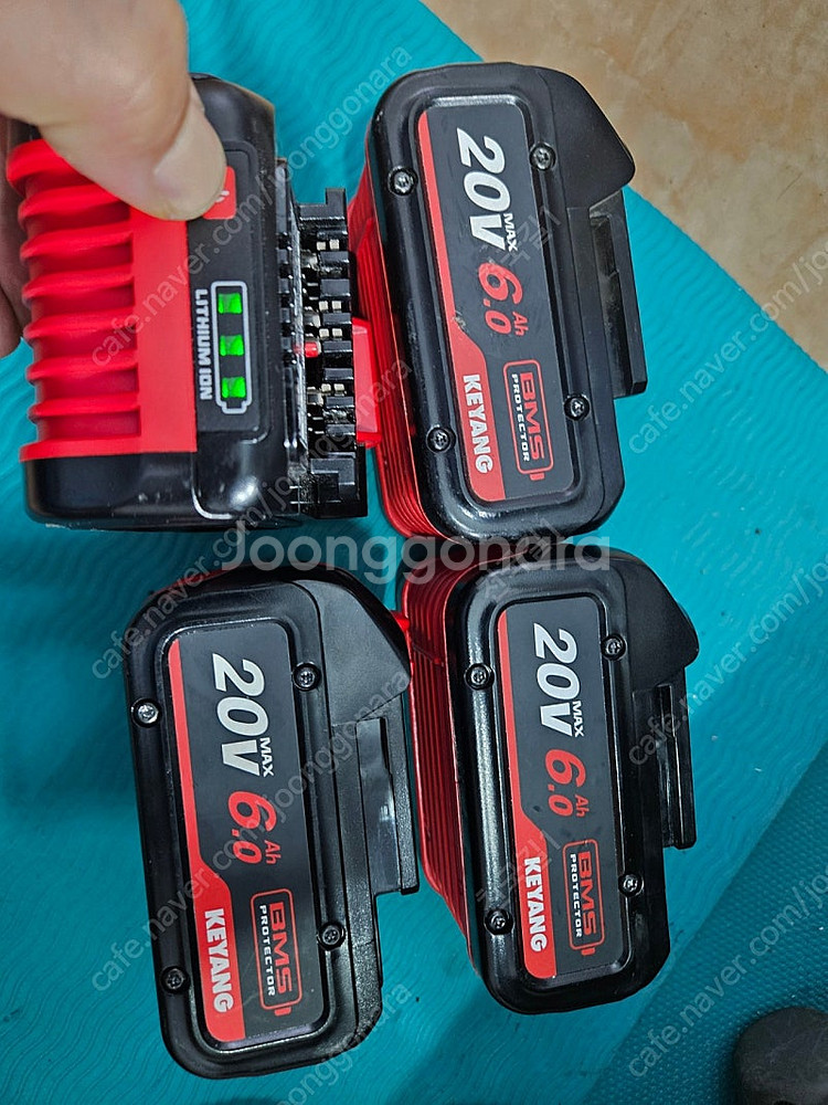 계양20v 6ah 신형전동배터리 3개--1