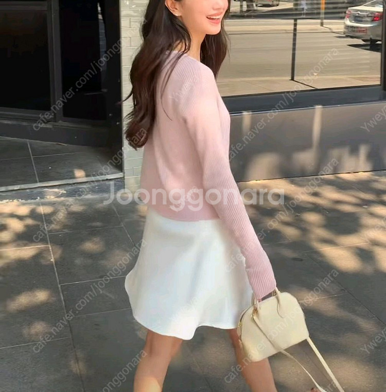 포유온 레나Rena 자카드 미니 스커트 화이트 smal--1