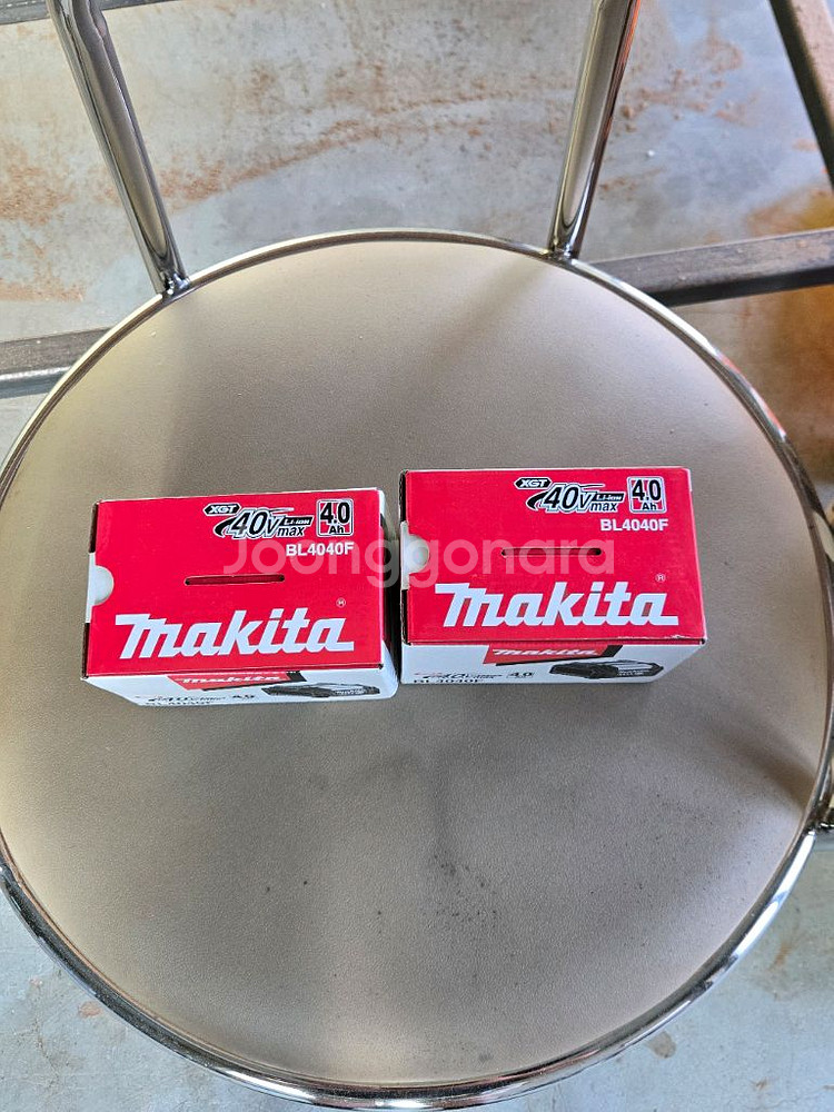 마끼다 40v 4ah (고출력버전)배터리 미개봉 새상품--0