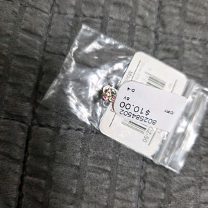 판도라 미 체리 귀걸이