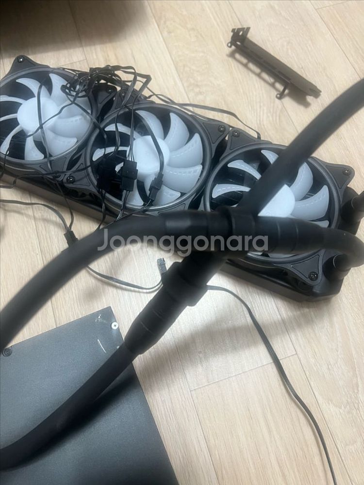 알파쿨 4090 일체형 수냉 gpu블럭 킷 팝니다--4