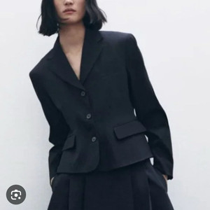 자라 디올맛 울 블렌드 타이트핏 블레이저 S 새상품