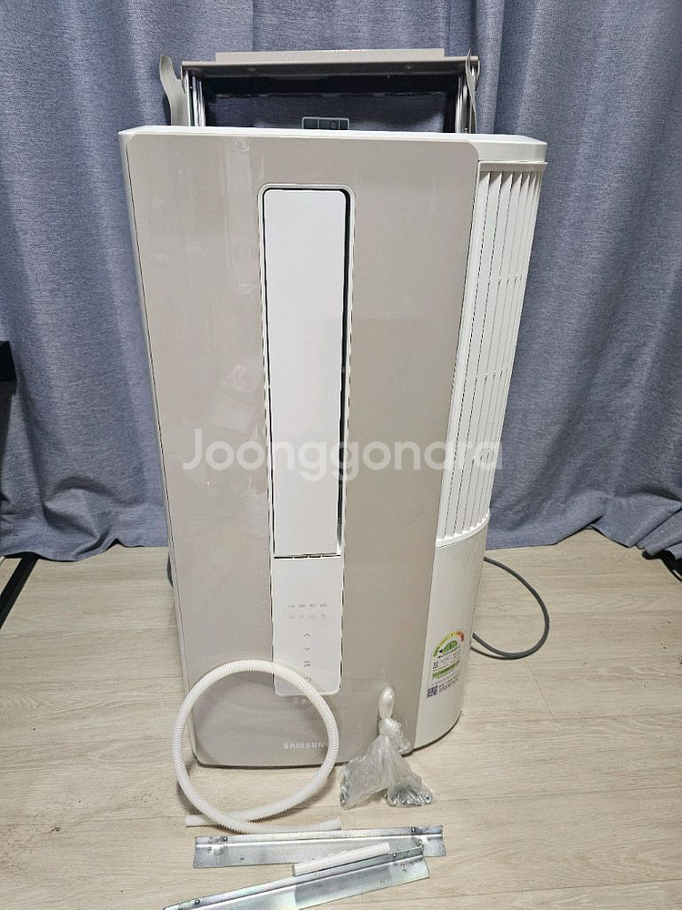 삼성 윈도우핏 창문형 에어컨 AW05A5171TZA--1