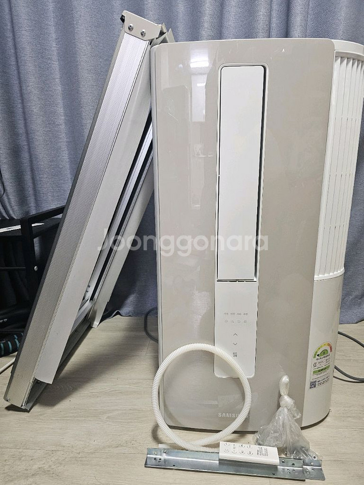 삼성 윈도우핏 창문형 에어컨 AW05A5171TZA--3