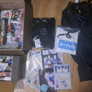 여친빌리겠습니다,주술회전,해피슈가라이프,나의히어로아카데