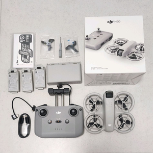 DJI 네오 드론 플라이모어 콤보 DJI Neo