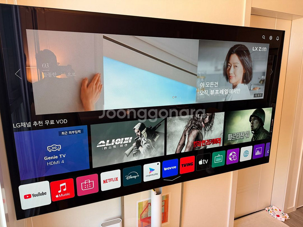 77인치 LG OLED 77CXFNA 거의 새제품 판매--1
