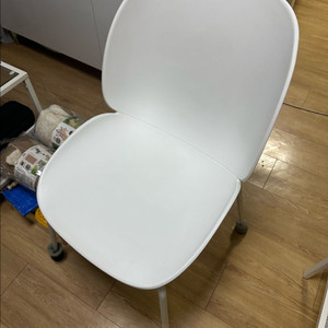 화이트 식탁의자 판매