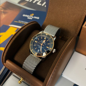 브라이틀링 슈퍼오션 헤리티지2 b20 흑콤 42mm