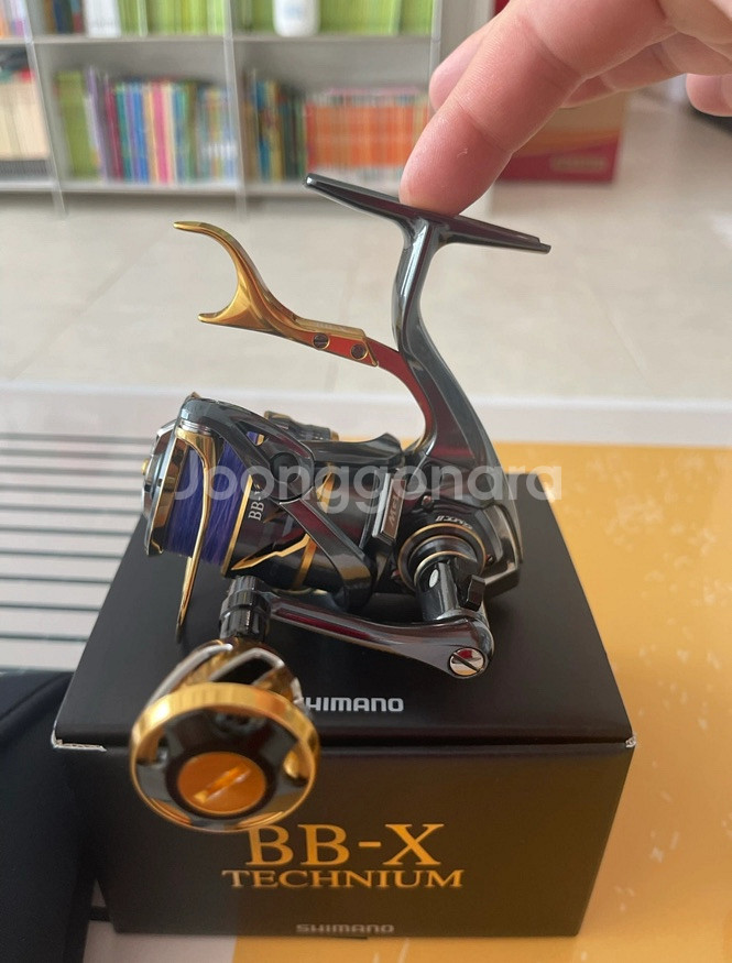 시마노 BB-X 테크늄 2500bb-x 좌핸 팝니다--2
