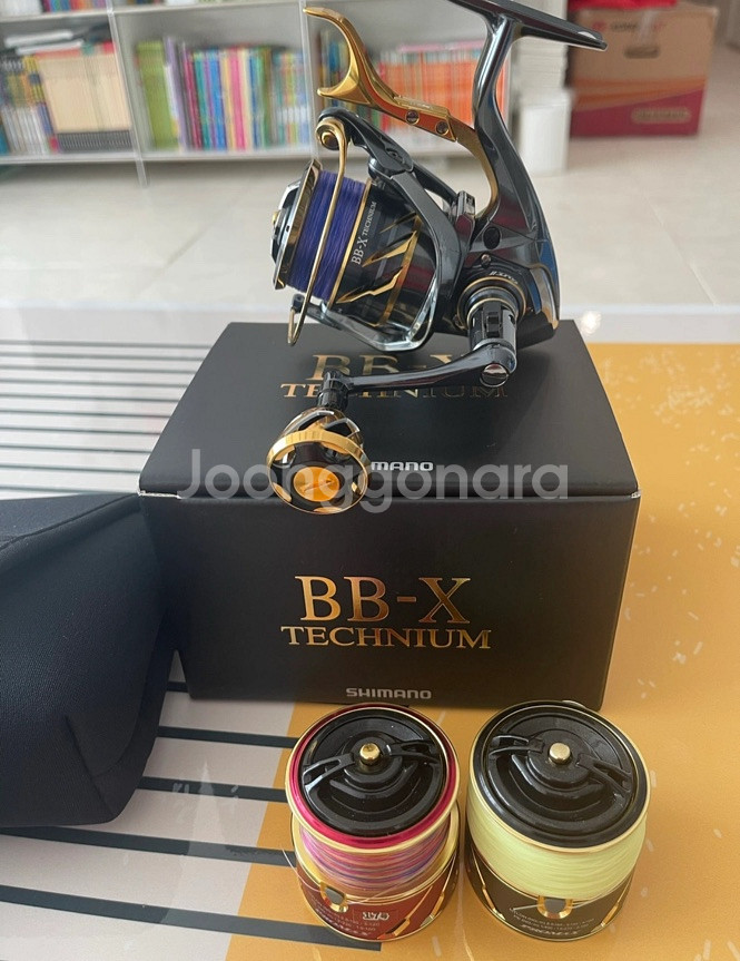 시마노 BB-X 테크늄 2500bb-x 좌핸 팝니다--4