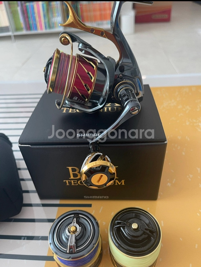 시마노 BB-X 테크늄 2500bb-x 좌핸 팝니다--5