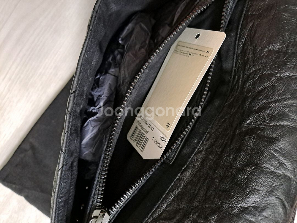 쟈딕앤볼테르 퀼팅 록키백 새상품--7