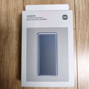 샤오미 20W 울트라 슬림 보조배터리 5000mAh