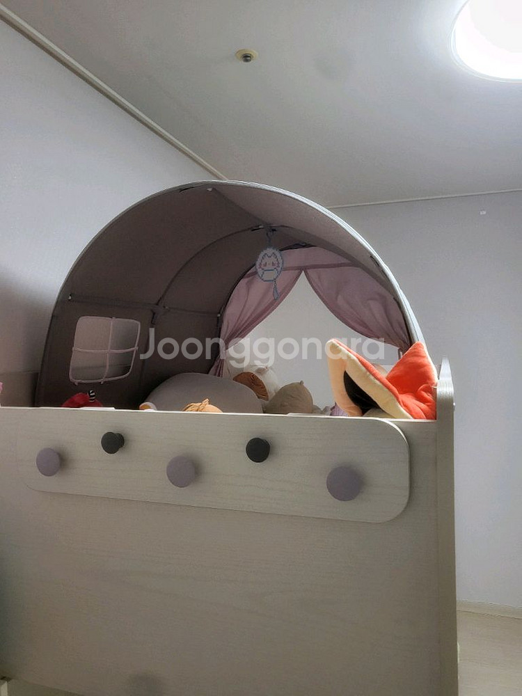 일룸 2층침대 팝니다.(텐트포함)--3