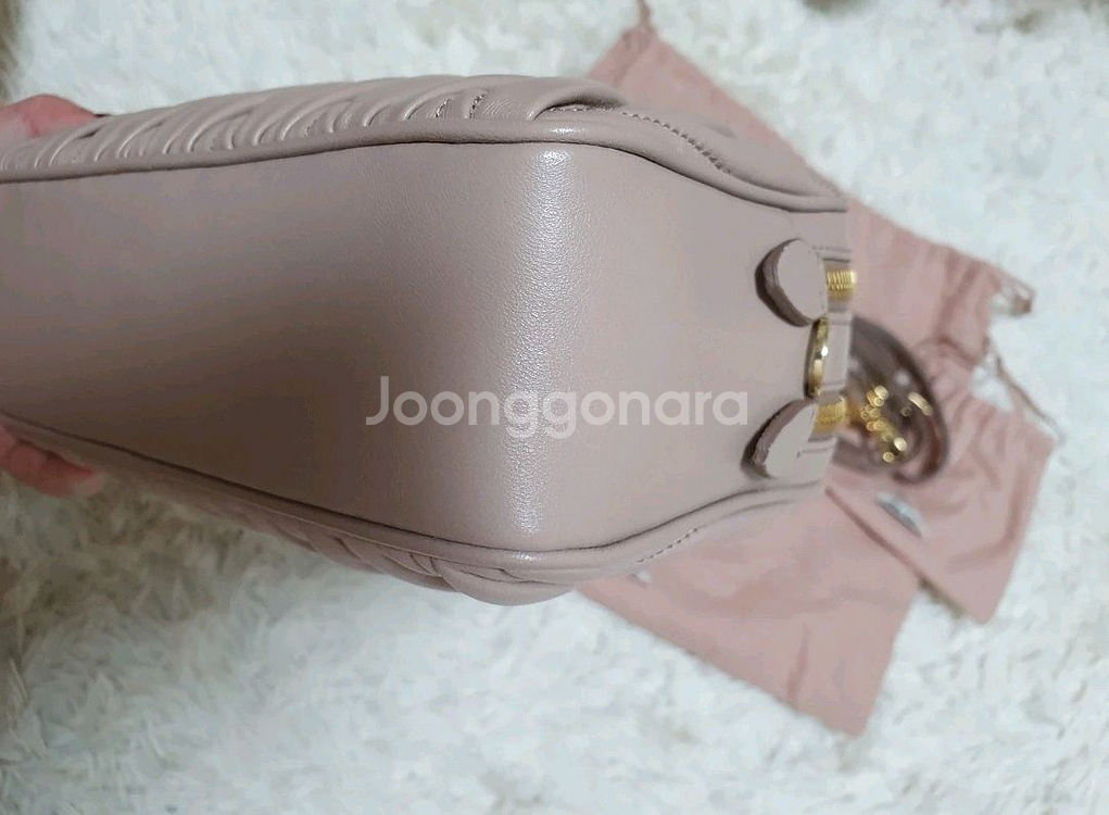 미우미우 마테라쎄 더블지퍼 크로스백--3