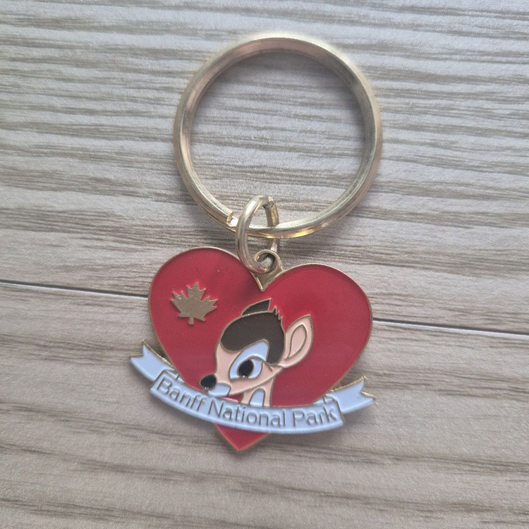 캐나다에서 사온 밴프 국립공원 밤비 키링--5