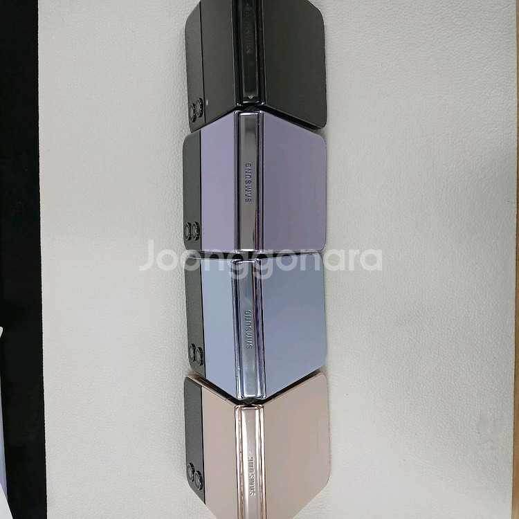 서브폰추천 갤럭시Z플립4 256기가중고폰공기계퀵가능--1