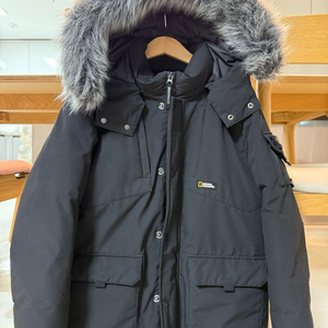 내셔널지오그래픽 키즈 헤비다운 점퍼 140