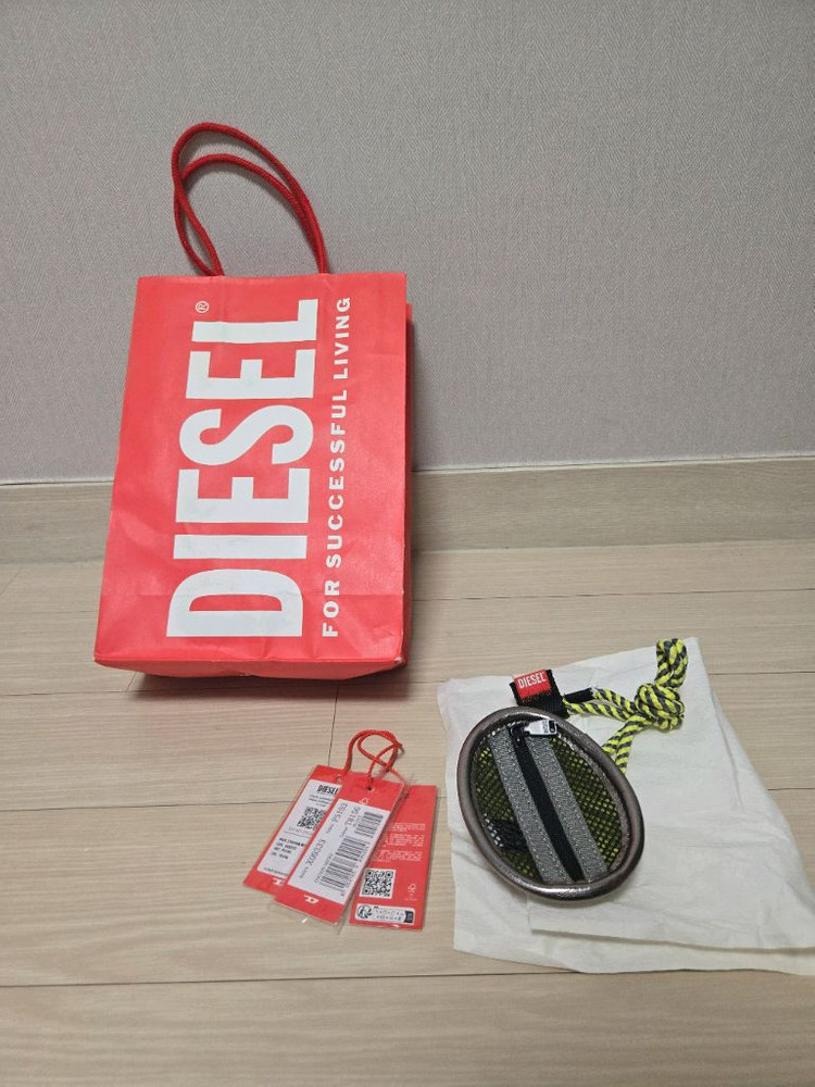 디젤 DISEL 키링 케이스/ 미사용 새제품--2