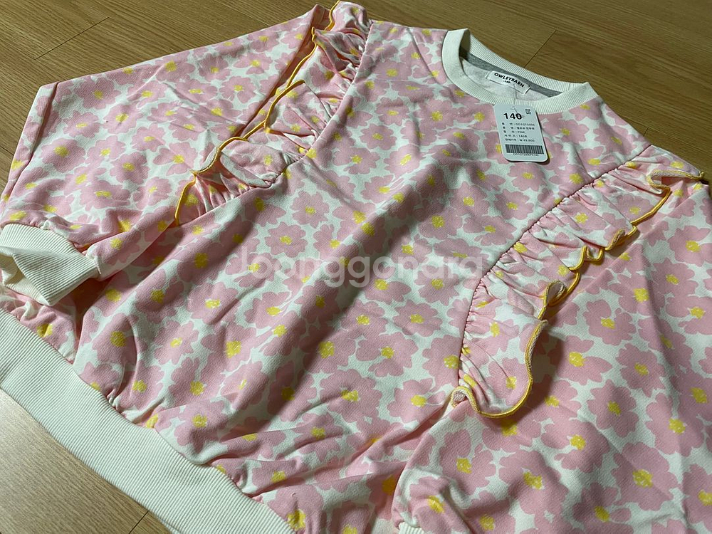 프릴 퍼프소매 140,150--4