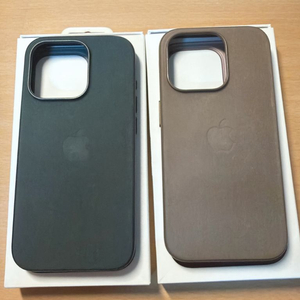 아이폰15프로 파인우븐 케이스 팝니다.