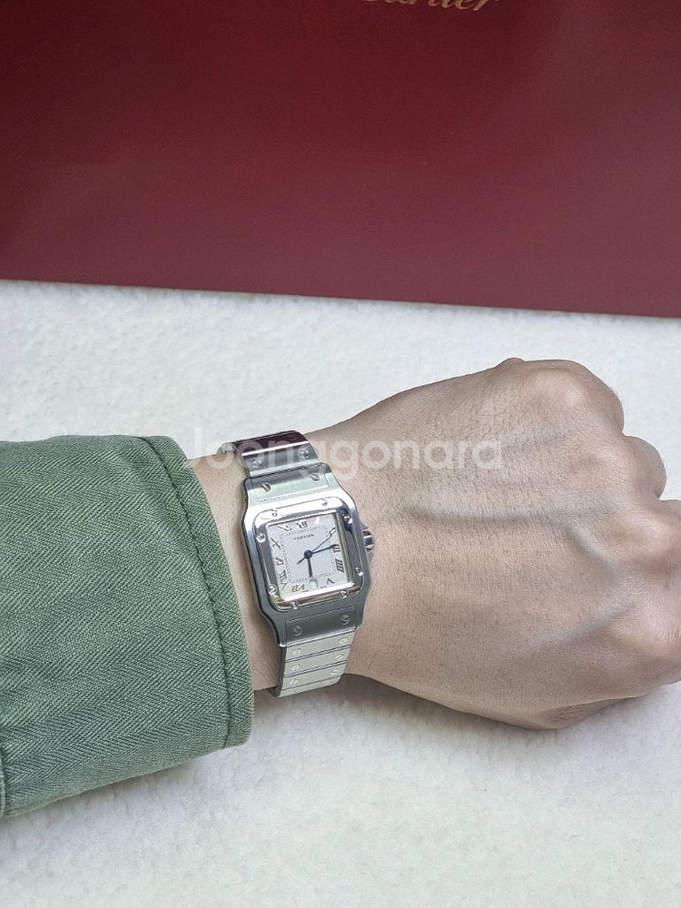 까르띠에 산토스 갈베 스틸 실버 인덱스 크림다이얼 시계--6