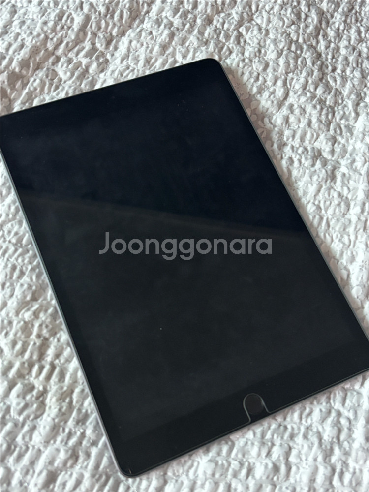 아이패드 8세대 128 Wifi 스페이스그레이--1
