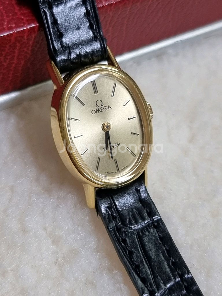 오메가 드빌 빈티지 오벌 샴페인 선레이다이얼 수동 여성--0