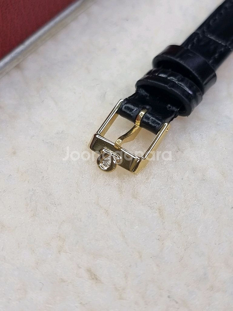 오메가 드빌 빈티지 오벌 샴페인 선레이다이얼 수동 여성--4