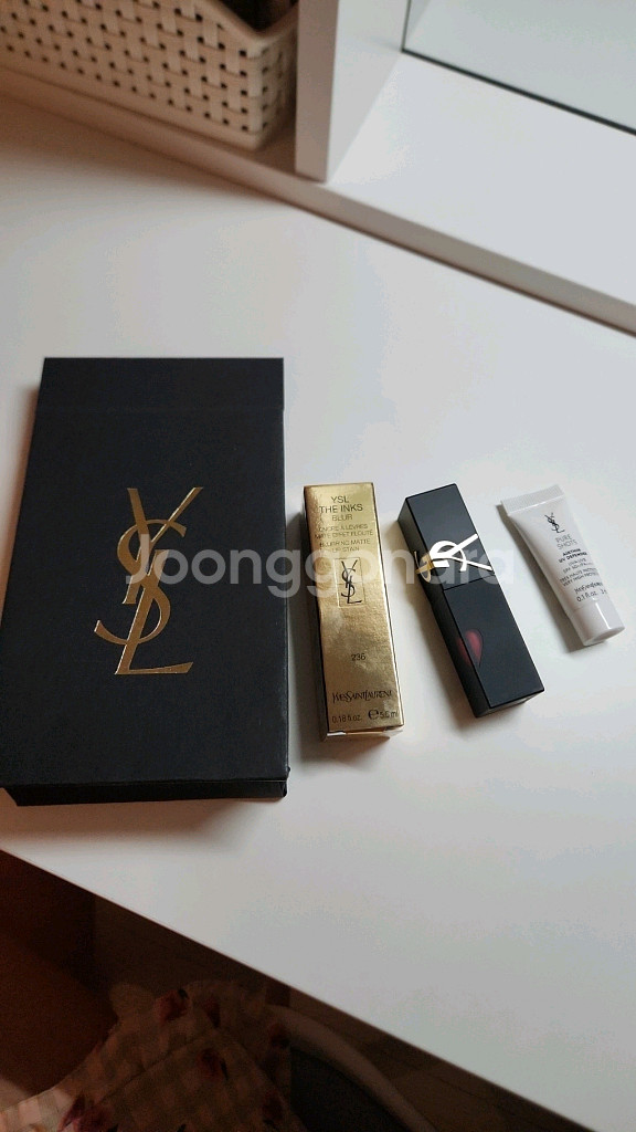 입생로랑 잉크 블러 틴트 236루비어트랙션--0