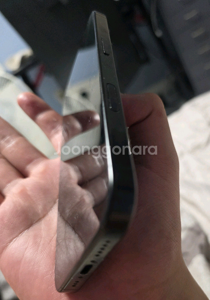 아이폰 16 pro 512 기가 팝니다--4
