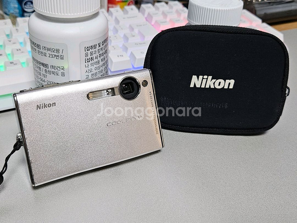니콘 쿨픽스 s5 실버 빈티지 디카--0