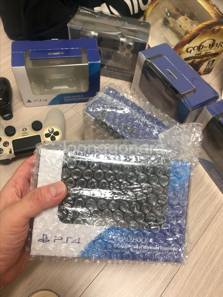 ps4 듀얼쇼크4 새제품--0