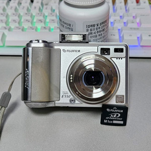 후지필름 파인픽스 E550(=E510) 빈티지 디카