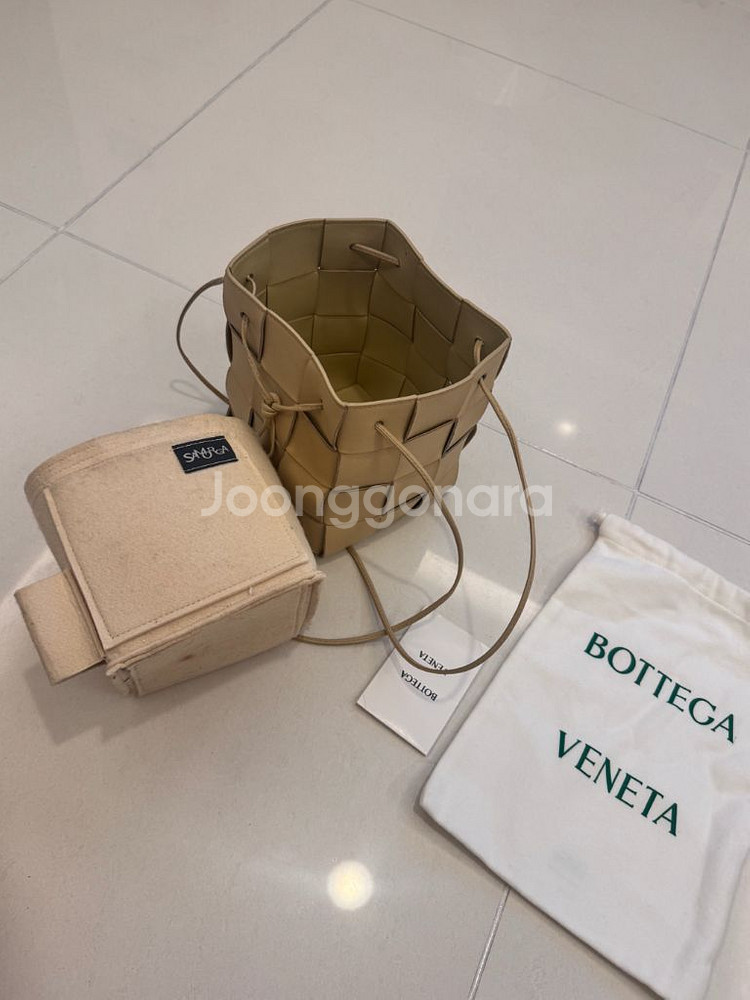 보테가베네타 카세트백 포리지--4
