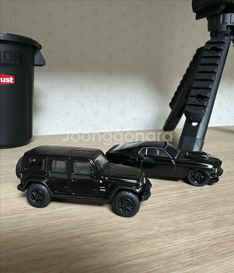 다이캐스트 1:64 2대--1