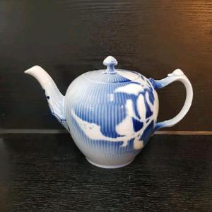 단종 미개봉)로얄코펜하겐 메가로즈 티팟 1000ml