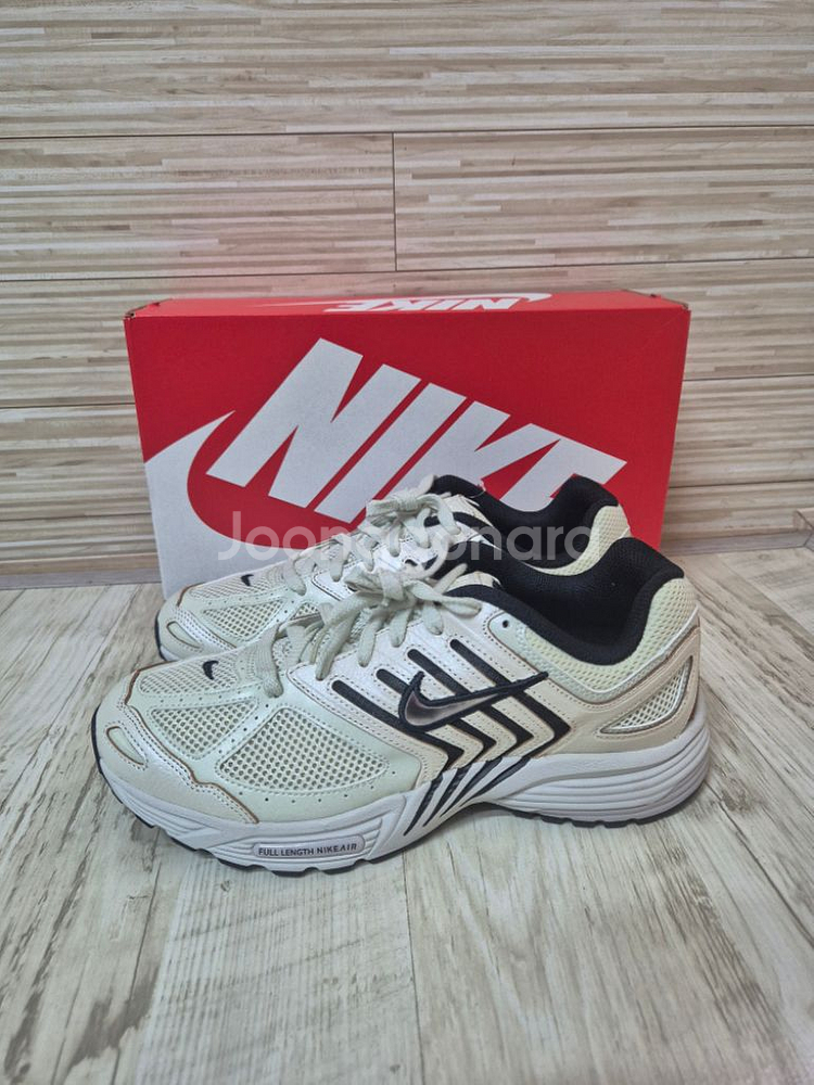 새상품(W275/W280) 나이키 우먼스 에어 페가수스--1