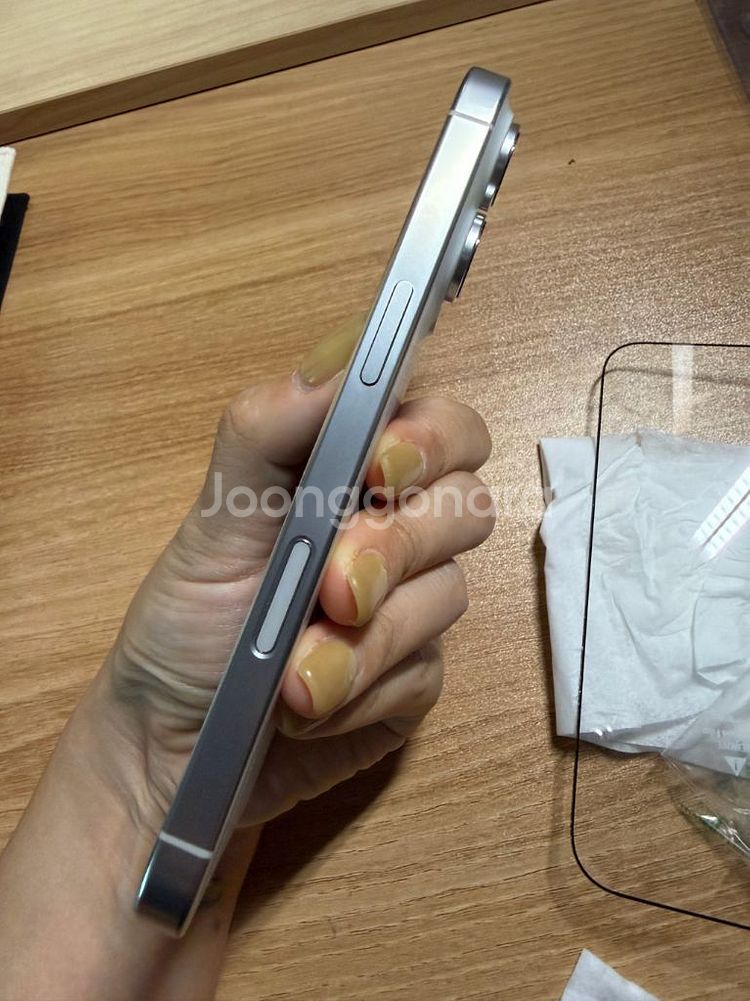 아이폰 16프로 화이트 128G--3