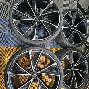 아우디 RS7 스타일 21인치 신품휠타이어