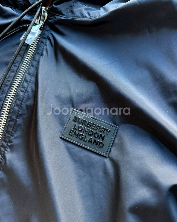 버버리 리버서블 자켓 새제품 M--5