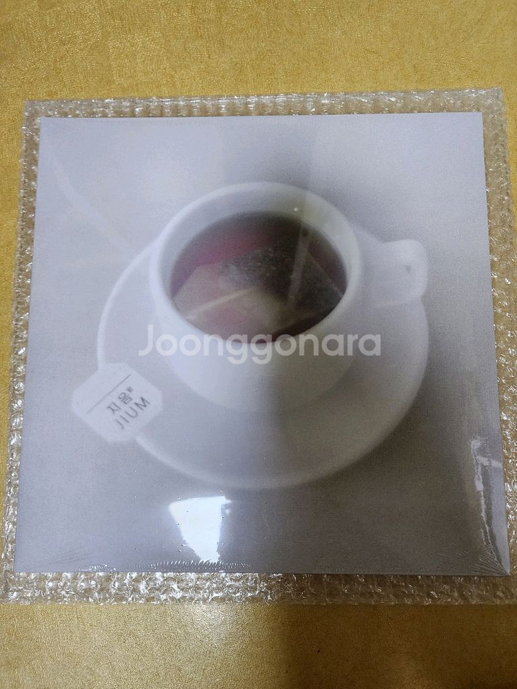 낯선아이 LP 미개봉 새제품 우지윤 볼사 볼빨간사춘--0