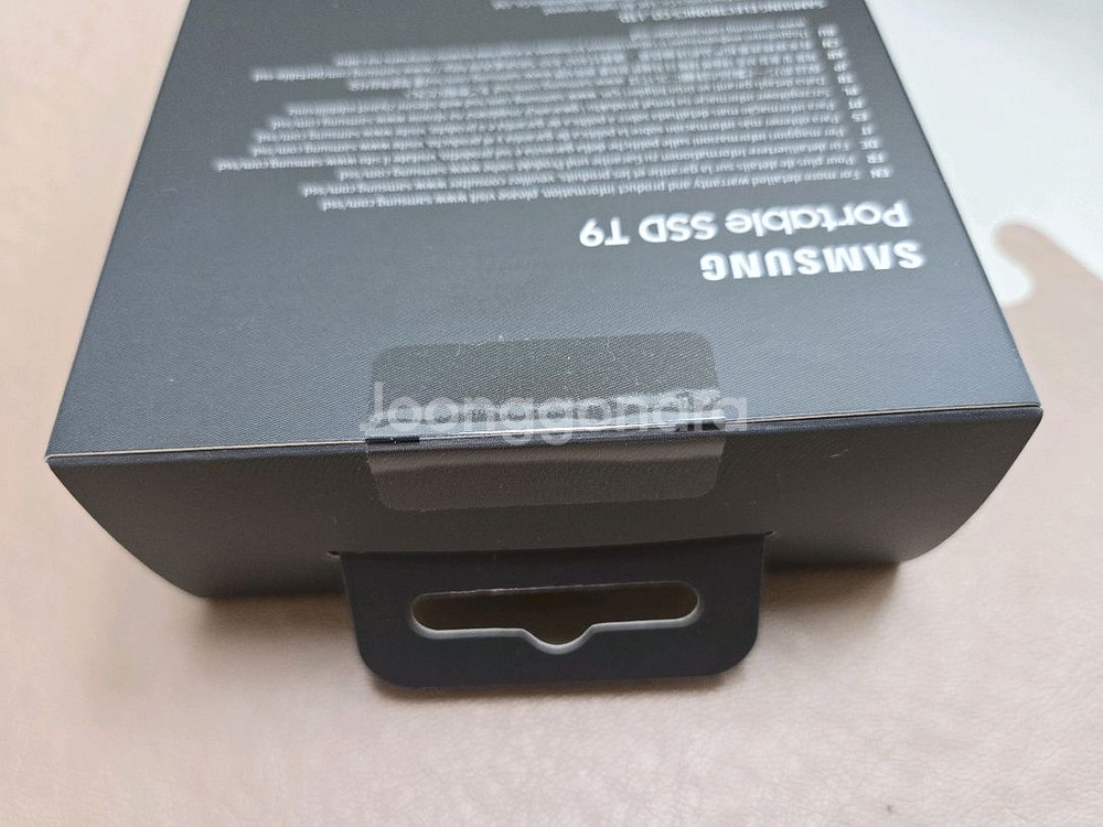 삼성전자 포터블 SSD T9 4TB 새제품--2